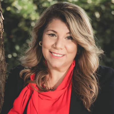 Mortgage expert Sandra Ybarrolaza providing personalized loan options and financial advice.