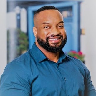 Portrait of Jason Nobles, financial expert at Preferred Rate.